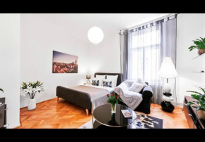 Old Town Square Apartment Jakubská